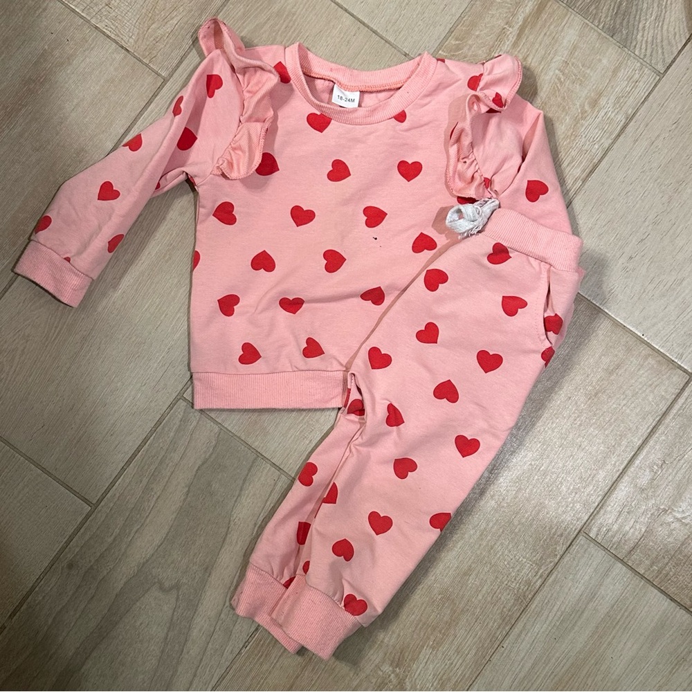 Pink Heart Kids sweatsuit set 18-24 months